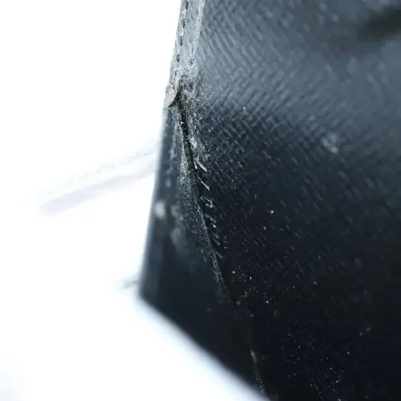 Louis Vuitton Classic Black Wallet - Picture 12 of 16